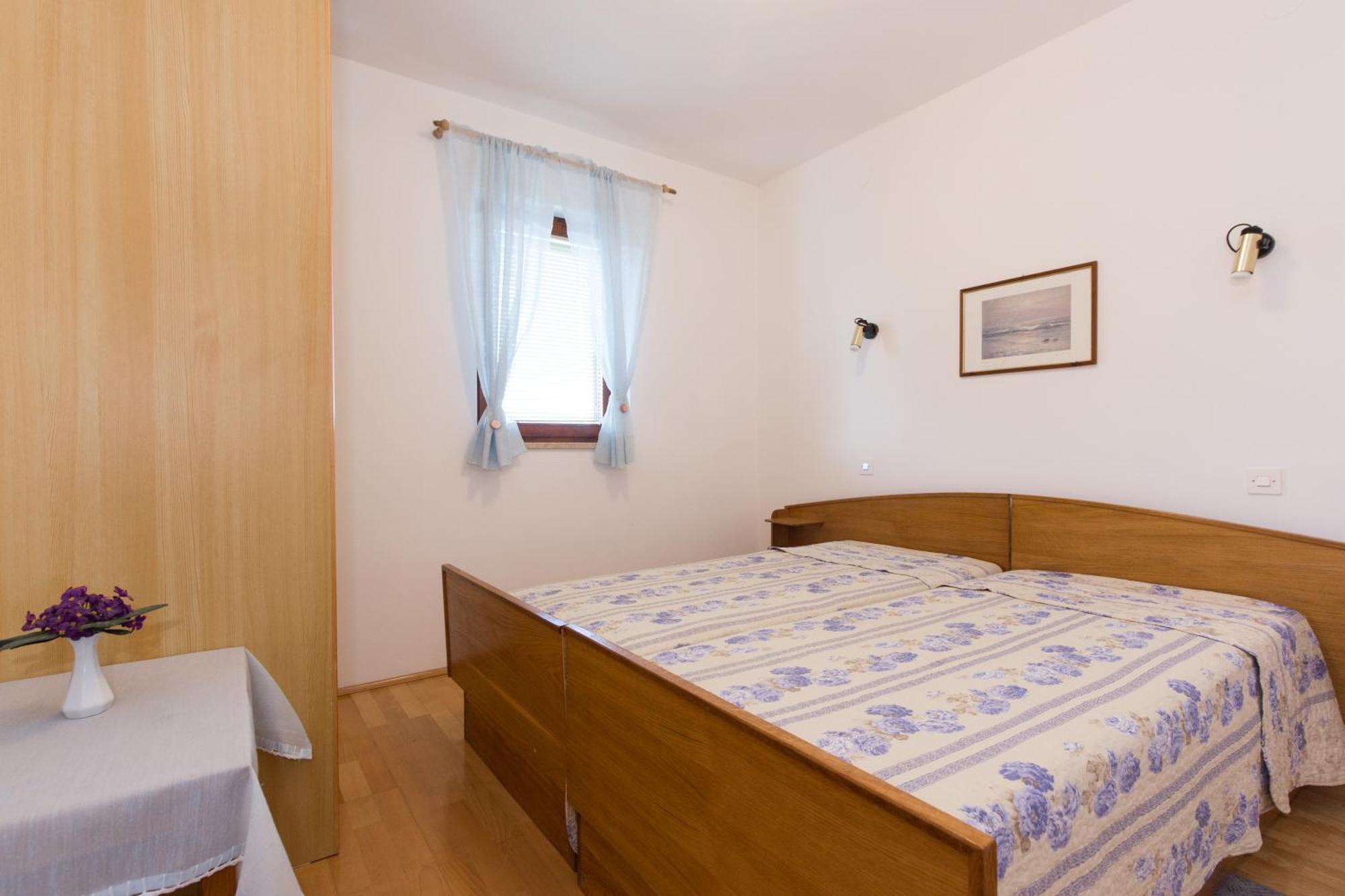 Apartment & Room Dinka, Krk Krk Town Bilik gambar